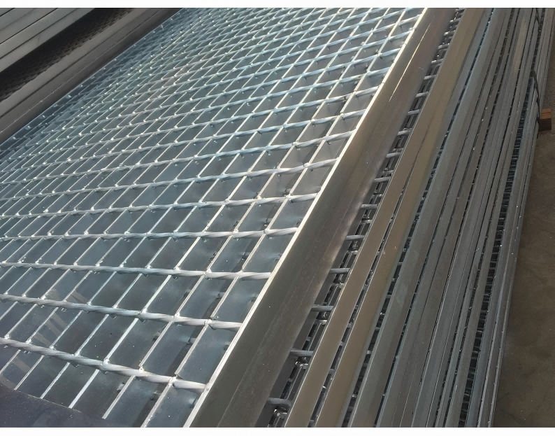 Galvanized Compound Bar Steel Grating With Checkered Plate best